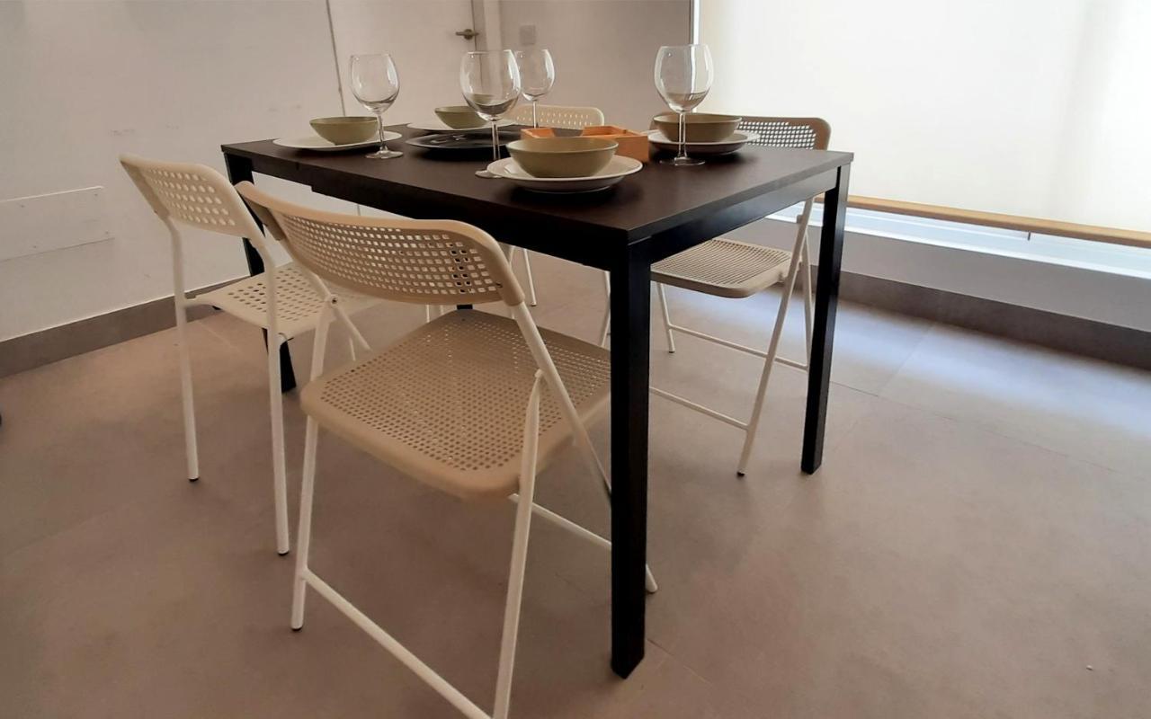 Apartment With Two Suites In The Center Of マラガ エクステリア 写真